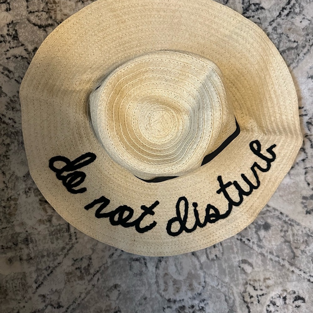Do not disturb straw hat